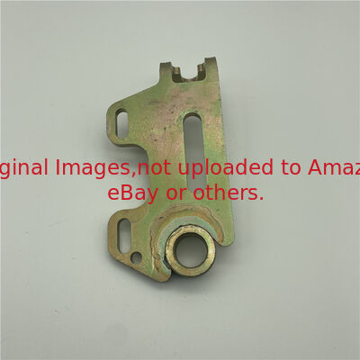 Bracket - Roller RH Rear GAMT5112 Fits Deere Greens Mower